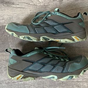 Merrell womens hikers